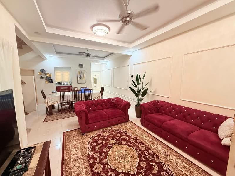 Rumah Teres 2 Tingkat untuk Dijual di Presint 9 (Putrajaya) - Kamil Ghazali - Living Room - PropertyGuru.com.my