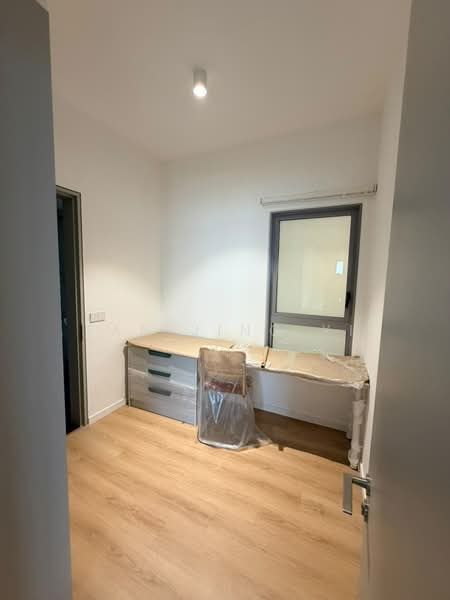 Service Residence for Rent at The Meg Serviced Residence - Tan Jing Yi - Study - PropertyGuru.com.my