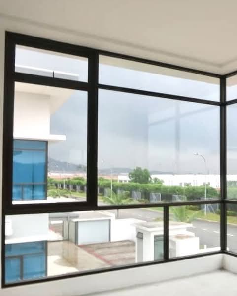 Factory for Rent in Iskandar Puteri (Nusajaya) (Johor) - Chris Liew - Balcony - PropertyGuru.com.my