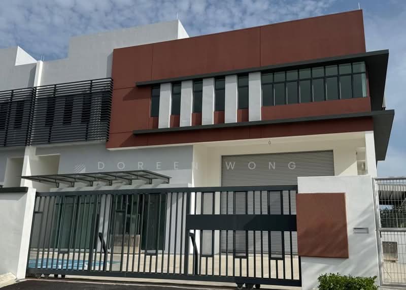 Semi-D Factory for Sale in Taman Desa Cemerlang (Ulu Tiram) - Doreen Wong - PropertyGuru.com.my