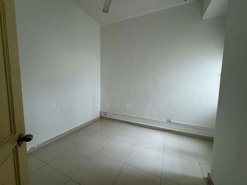 Rumah Teres 2 Tingkat untuk Dijual di D'Kayangan (Shah Alam) - Nur Alia Omar - Interior - PropertyGuru.com.my