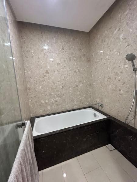 Kediaman Servis untuk Disewa di Pavilion Damansara Heights - Chester Tan - Bathroom - PropertyGuru.com.my