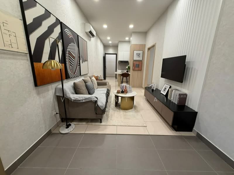 Servis Apartment untuk Dijual di Paragon Gateway - Vincent Lai - Living Room - PropertyGuru.com.my