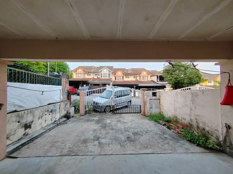 Rumah Teres 2 Tingkat untuk Dijual di Taman Setia 2 (Balakong) - Zul Hasif - PropertyGuru.com.my