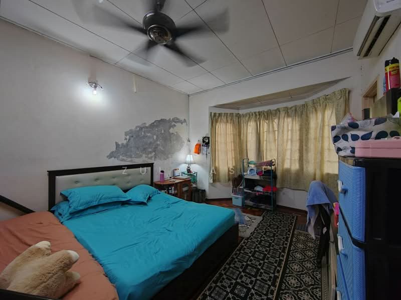 Rumah Teres 2 Tingkat untuk Dijual di Taman Setia 2 (Balakong) - Zul Hasif - PropertyGuru.com.my