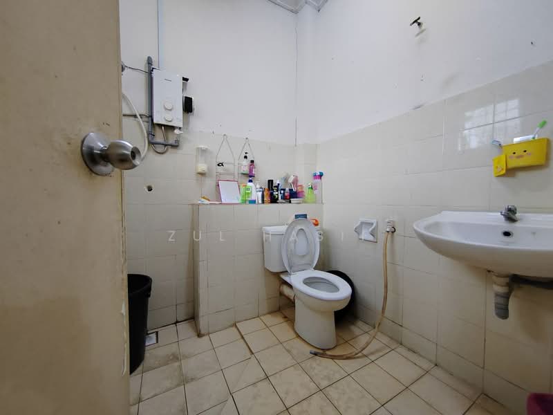 Rumah Teres 2 Tingkat untuk Dijual di Taman Setia 2 (Balakong) - Zul Hasif - PropertyGuru.com.my