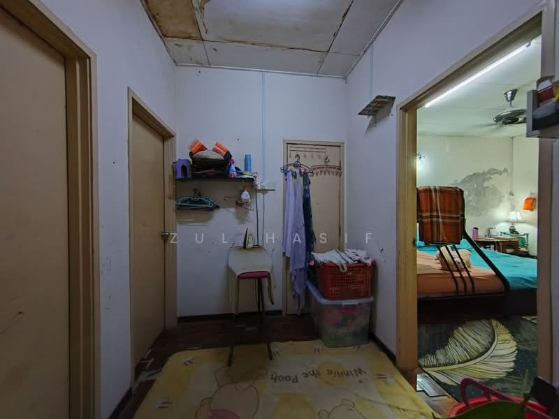 Rumah Teres 2 Tingkat untuk Dijual di Taman Setia 2 (Balakong) - Zul Hasif - PropertyGuru.com.my
