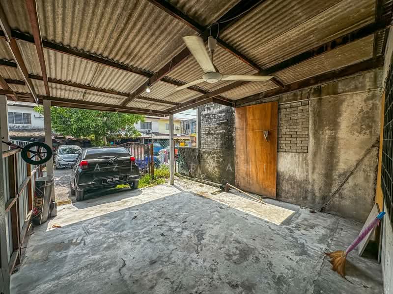2-storey Terraced House for Sale in Taman Bukit Mewah (Kajang) - Azli Ibrahim - Exterior - PropertyGuru.com.my