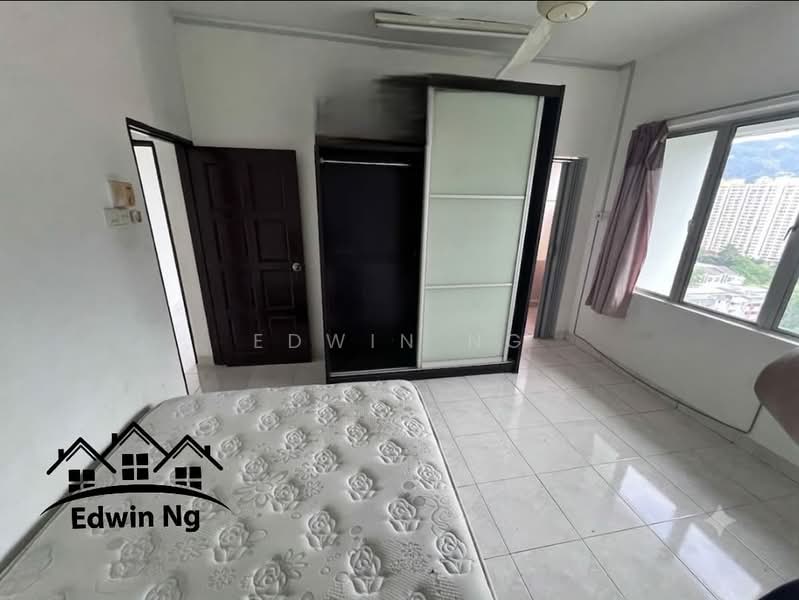 Kondominium untuk Disewa di Desa Golf Condominium - Edwin Ng - Bedroom - PropertyGuru.com.my
