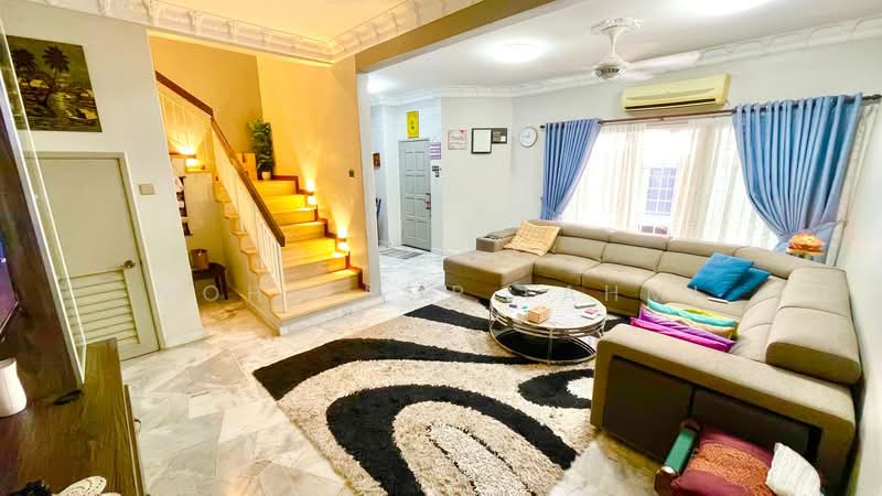 Rumah Teres 2 Tingkat untuk Dijual di Bandar Kinrara Seksyen 1 (Bandar Kinrara) - Mohd Nor Fahmi - Living Room - PropertyGuru.com.my