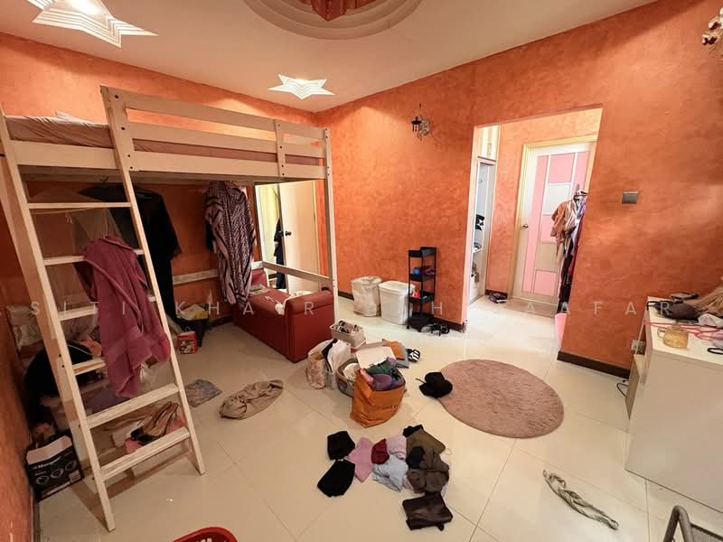 Bungalow for Sale in Subang Bestari (Shah Alam) - SITI KHAIRIYAH JAAFAR - Bedroom - PropertyGuru.com.my