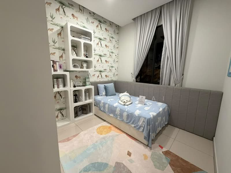 Servis Apartment untuk Dijual di Paragon Gateway - Vincent Lai - Bedroom - PropertyGuru.com.my