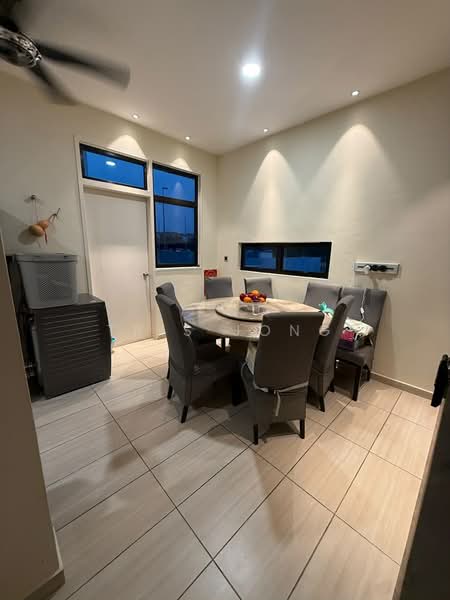 2-storey Terraced House for Rent in Eco Grandeur (Puncak Alam) - Tris Jong - Dining Room - PropertyGuru.com.my