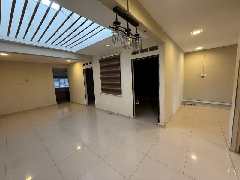 Rumah Teres untuk Dijual di Kepong (Kuala Lumpur) - Ken Lai - Living Room - PropertyGuru.com.my