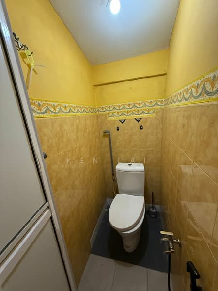 Rumah Teres untuk Dijual di Kepong (Kuala Lumpur) - Ken Lai - Bathroom - PropertyGuru.com.my