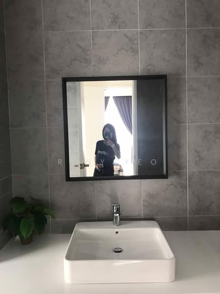 Condominium for Sale at The Robertson - Rony Yeo - Bathroom - PropertyGuru.com.my