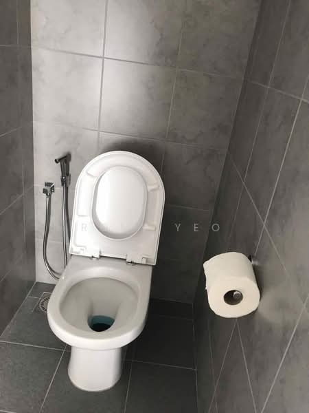 Condominium for Sale at The Robertson - Rony Yeo - Bathroom - PropertyGuru.com.my