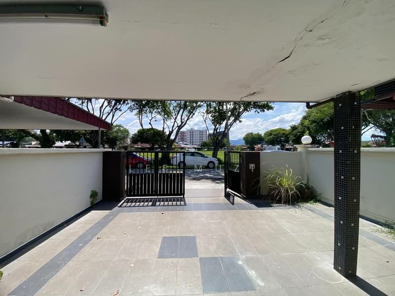 1-storey Terraced House for Sale in Ipoh Garden (Ipoh) - Lee Muzi - Exterior - PropertyGuru.com.my