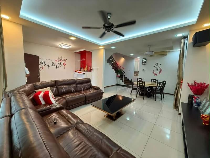 Rumah Kluster untuk Dijual di Iskandar Puteri (Nusajaya) (Johor) - Janice Pang - Living Room - PropertyGuru.com.my