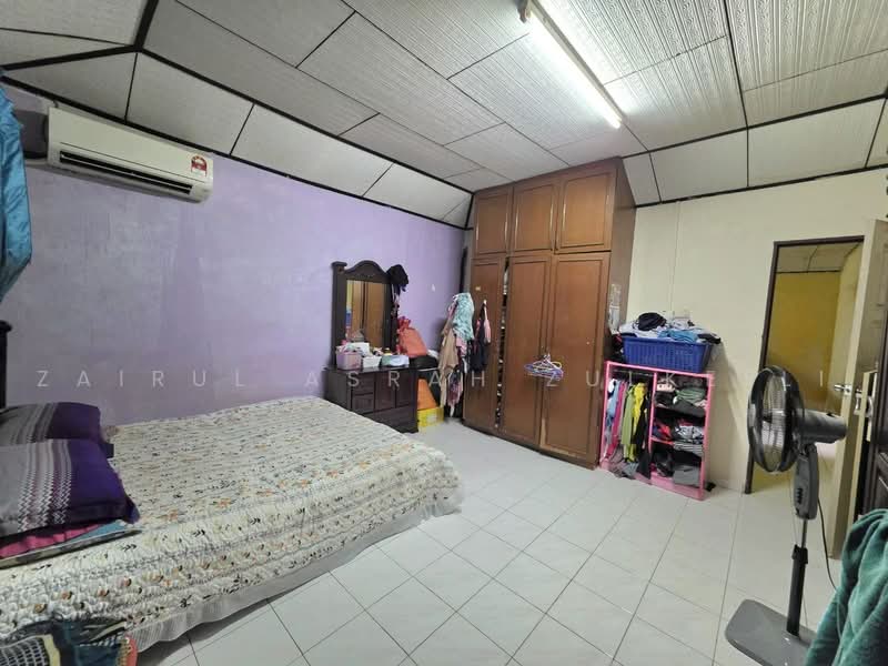 Rumah Teres 2 Tingkat untuk Dijual di Petaling Jaya (Selangor) - Zairul Asrah Zulkefli - Bedroom - PropertyGuru.com.my