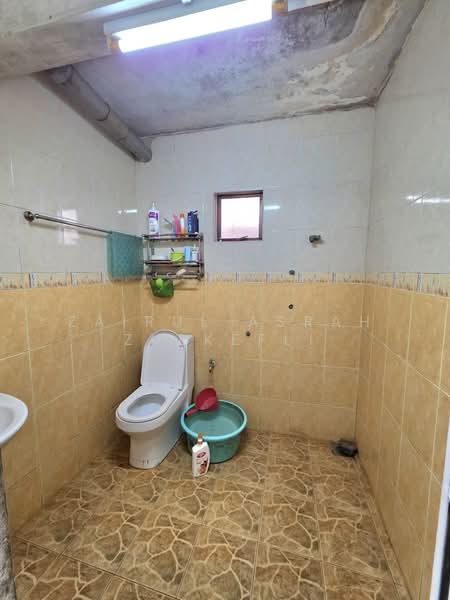 Rumah Teres 2 Tingkat untuk Dijual di Petaling Jaya (Selangor) - Zairul Asrah Zulkefli - Bathroom - PropertyGuru.com.my