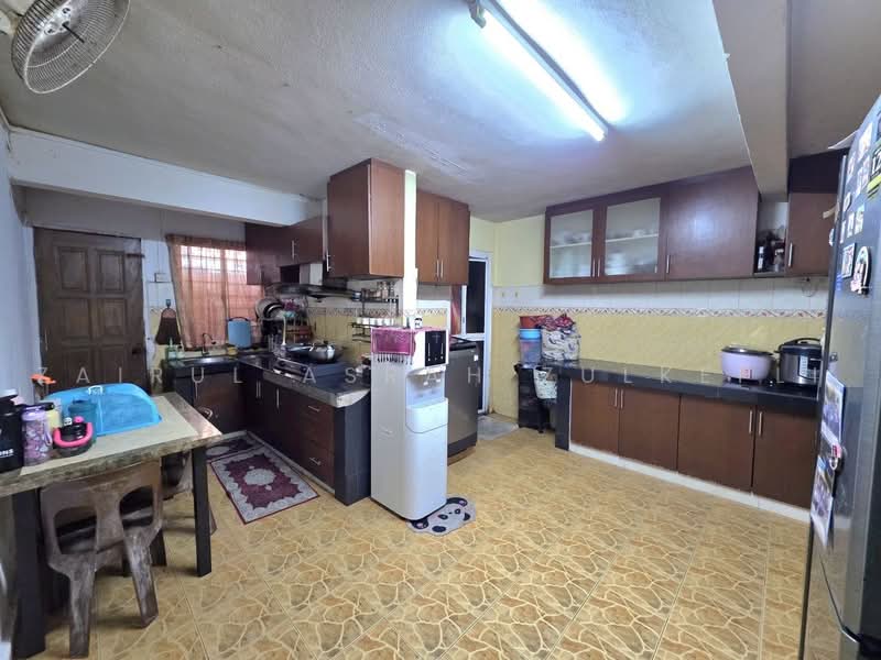 Rumah Teres 2 Tingkat untuk Dijual di Petaling Jaya (Selangor) - Zairul Asrah Zulkefli - Kitchen - PropertyGuru.com.my