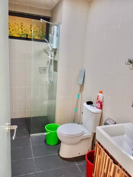 Kondominium untuk Dijual di Cristal Serin Residence - Mohd Ridzuan - Bathroom - PropertyGuru.com.my