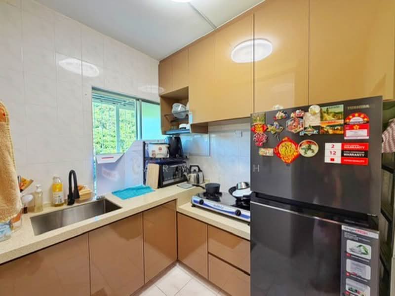 Flat for Sale at Desa Ixora - Gary Goh - Kitchen - PropertyGuru.com.my