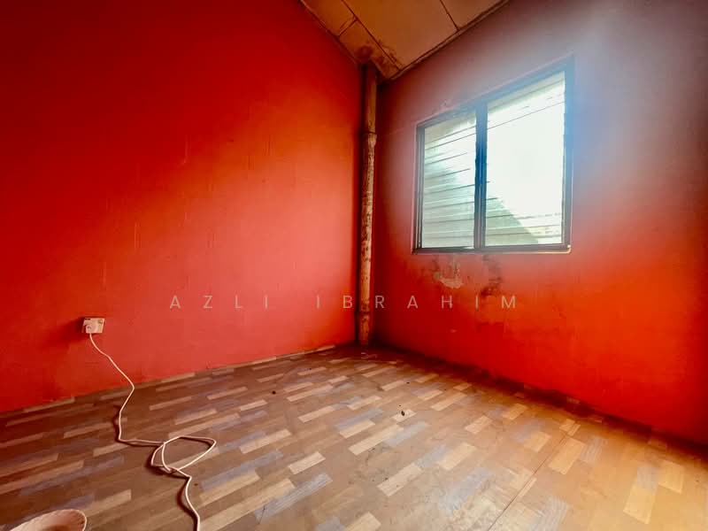 2-storey Terraced House for Sale in Taman Kencana (Ampang) - Azli Ibrahim - Interior - PropertyGuru.com.my