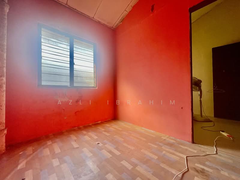 2-storey Terraced House for Sale in Taman Kencana (Ampang) - Azli Ibrahim - Interior - PropertyGuru.com.my