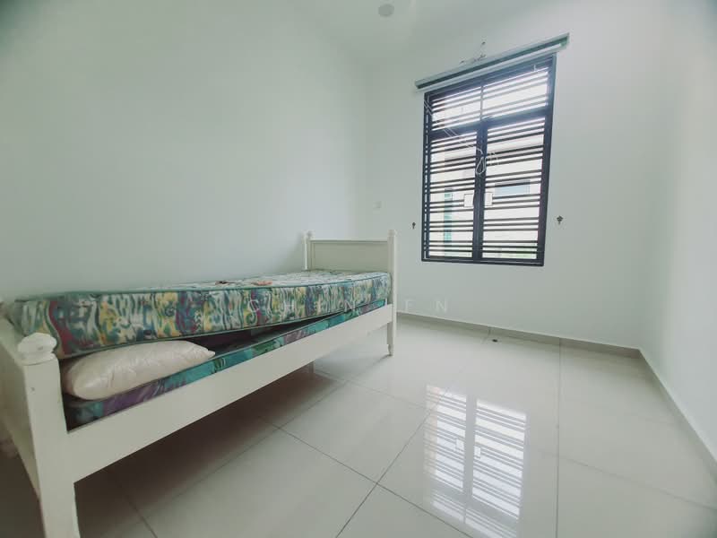 Bungalow for Sale in Paya Rumput (Melaka) - CHIN FN - Bedroom - PropertyGuru.com.my