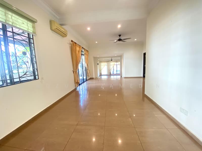 Semi-Detached House for Sale in Taman Yarl (Jalan Klang Lama (Old Klang Road)) - Adzura Zamedin - Living Room - PropertyGuru.com.my