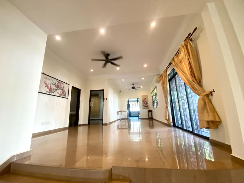 Semi-Detached House for Sale in Taman Yarl (Jalan Klang Lama (Old Klang Road)) - Adzura Zamedin - Living Room - PropertyGuru.com.my