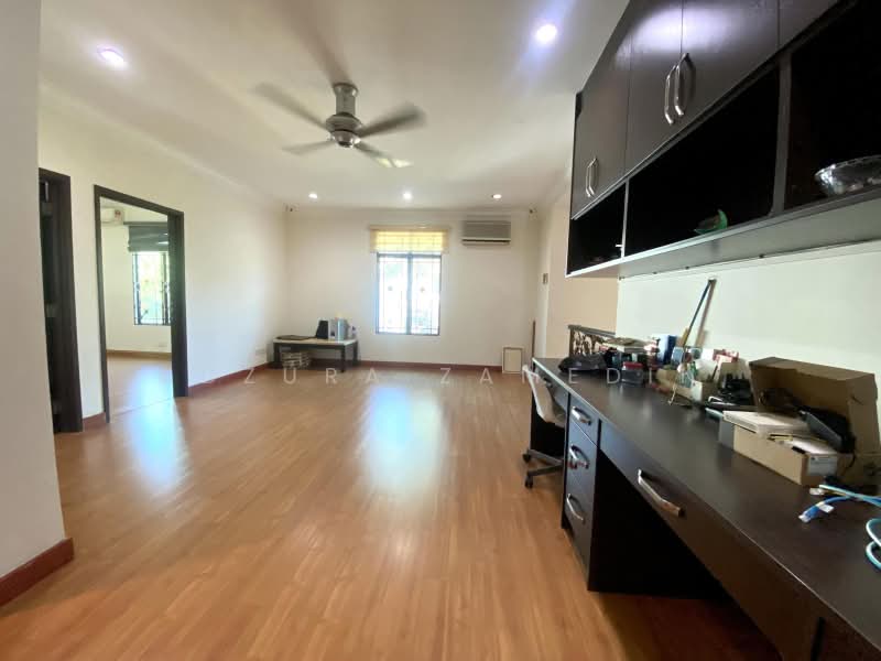 Semi-Detached House for Sale in Taman Yarl (Jalan Klang Lama (Old Klang Road)) - Adzura Zamedin - Study - PropertyGuru.com.my