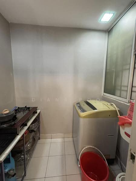 Pangsapuri untuk Dijual di Pandan Court - Diana Poo - Kitchen - PropertyGuru.com.my