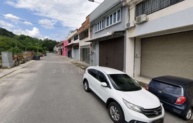 Terrace Factory for Sale in Batu Caves (Selangor) - Desley Wan - Exterior - PropertyGuru.com.my