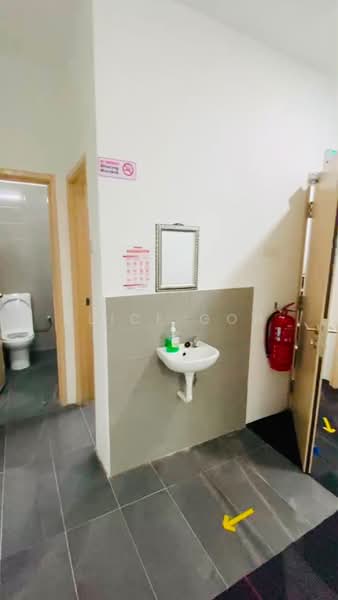 Pejabat untuk Disewa di Johor Bahru (Johor) - Alice Goh - Bathroom - PropertyGuru.com.my