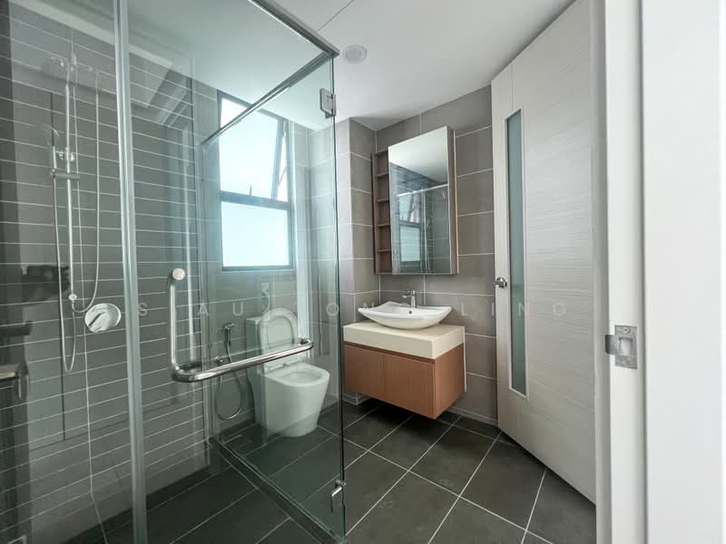 Service Residence for Sale at The M @ Medini Macrolink - Siau Tong Ling - Bathroom - PropertyGuru.com.my