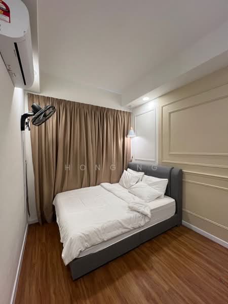 Service Residence for Sale at The Glenz @ Glenmarie - Hong Ng - Bedroom - PropertyGuru.com.my