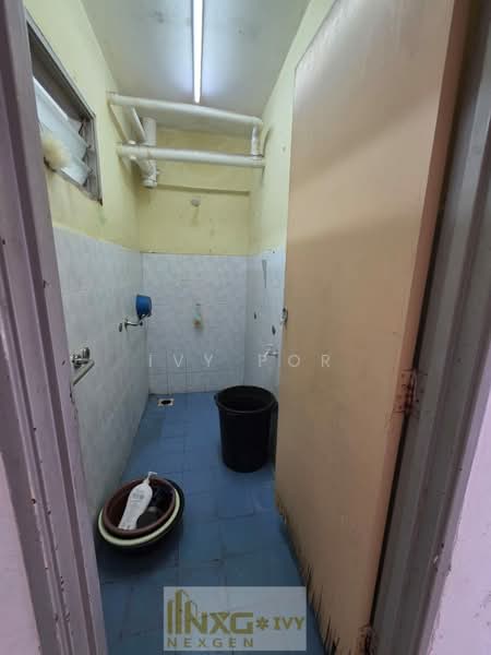Rumah Flat untuk Disewa di Taman Permai Indah Flat - Ivy Por - Bathroom - PropertyGuru.com.my