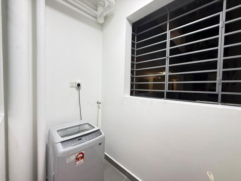 Service Residence for Rent at ARC @ Austin Hills - Jeanne Tew - PropertyGuru.com.my