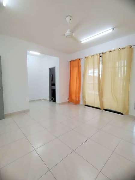 2-storey Terraced House for Sale in Bandar Dato Onn (Tebrau) - Nico Chong - Living Room - PropertyGuru.com.my