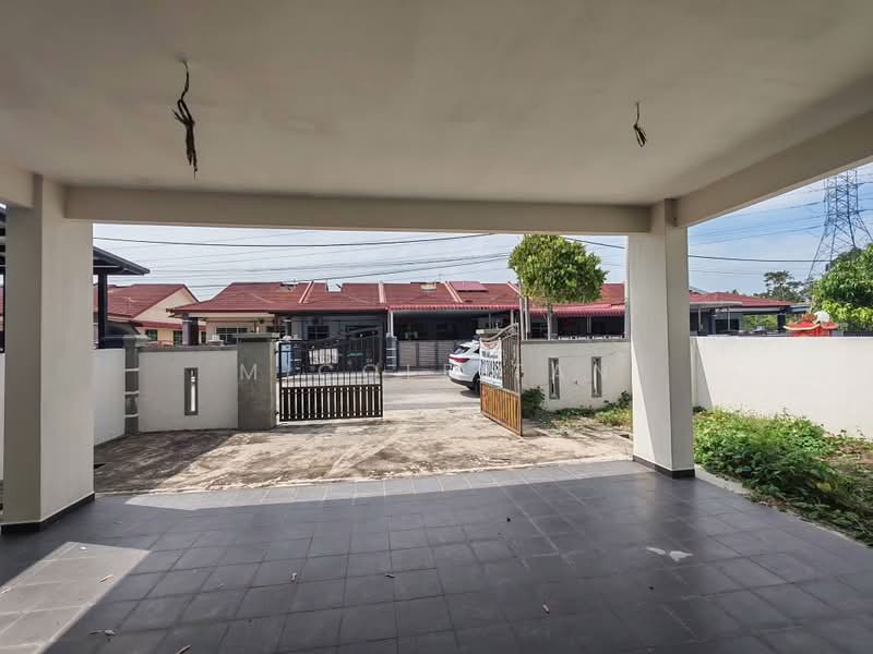Rumah Berkembar untuk Dijual di Taman Sri Treh (Muar) - Micole Tan - PropertyGuru.com.my
