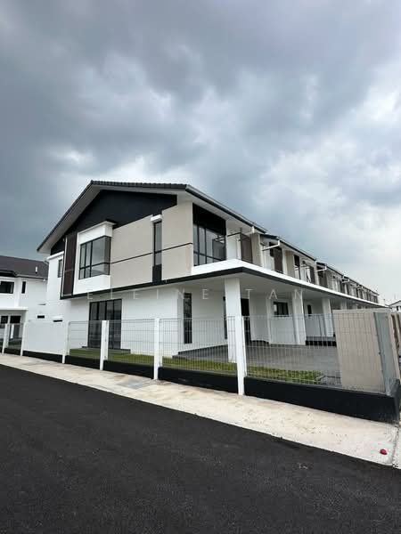 2-storey Terraced House for Sale in Bandar Bukit Raja (Klang) - Eleine Tan - Exterior - PropertyGuru.com.my