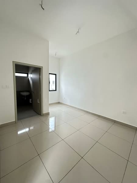 2-storey Terraced House for Sale in Bandar Bukit Raja (Klang) - Eleine Tan - Interior - PropertyGuru.com.my