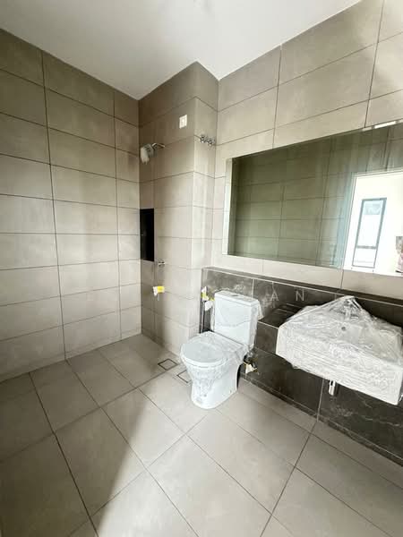 2-storey Terraced House for Sale in Bandar Bukit Raja (Klang) - Eleine Tan - Bathroom - PropertyGuru.com.my