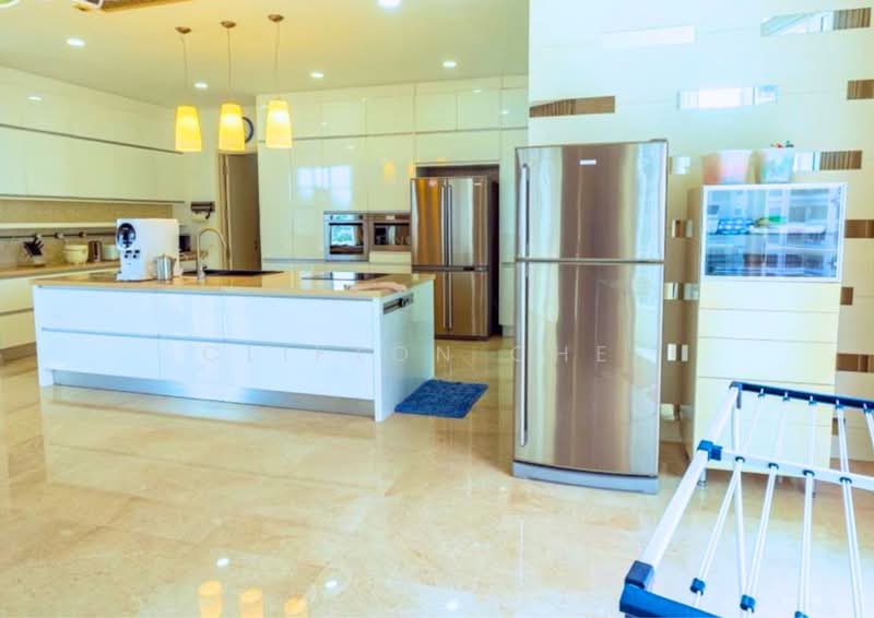 Condominium for Sale at 8 Gurney (The Shore Condominium) - Clifton Chee - Kitchen - PropertyGuru.com.my