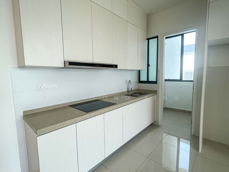 Service Residence for Sale at The M @ Medini Macrolink - Siau Tong Ling - Kitchen - PropertyGuru.com.my