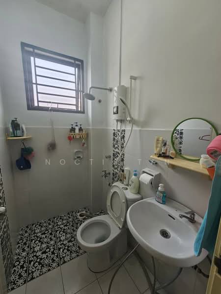 Rumah Teres 1 Tingkat untuk Dijual di Setia Eco Gardens (Gelang Patah) - Noctis Tan - Bathroom - PropertyGuru.com.my