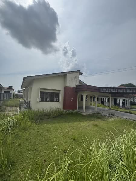 Rumah Banglo untuk Dijual di Batu Pahat (Johor) - Ahmad Zikrul - PropertyGuru.com.my